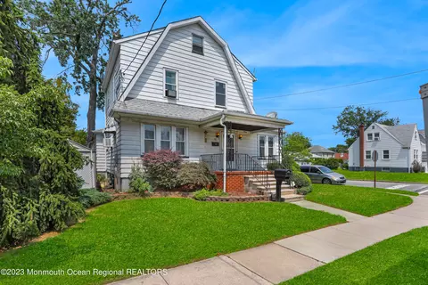 36 Willry St, Woodbridge, NJ 07095