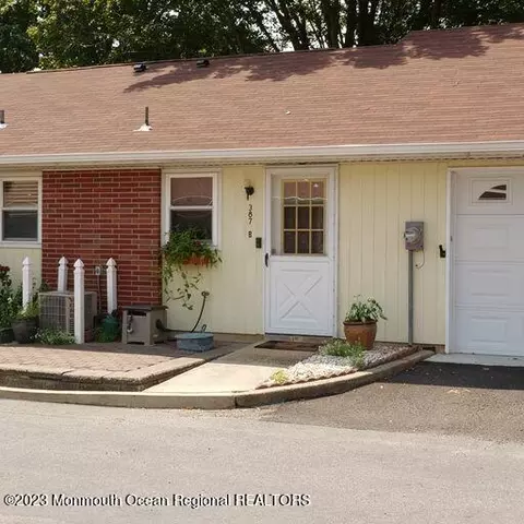 387 Chatham Ct # b, Lakewood, NJ 08701