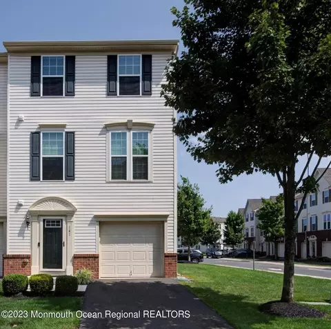 141 Kyle Dr, Tinton Falls, NJ 07712
