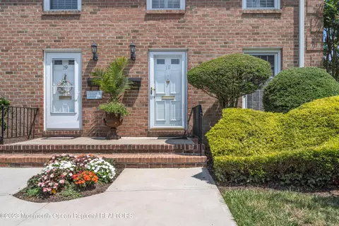 18 Wyckham Rd, Spring Lake Heights, NJ 07762