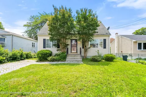 367 Beverly Dr, Keyport, NJ 07735