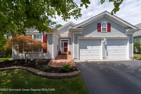 20 Nottingham Way, Jackson, NJ 08527
