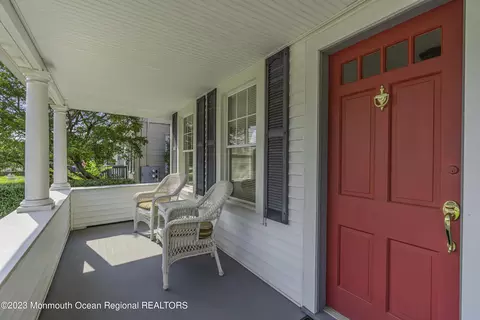 43 E River Rd, Rumson, NJ 07760 photo 3