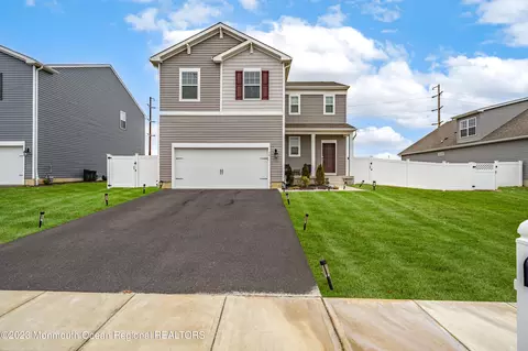 50 Savannah Dr, Barnegat, NJ 08005