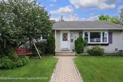 1326 Sunset Ave, Point Pleasant, NJ 08742
