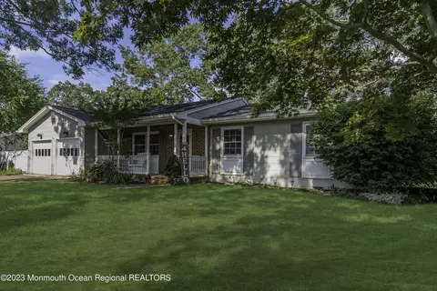 425 Steuben Ave, Forked River, NJ 08731