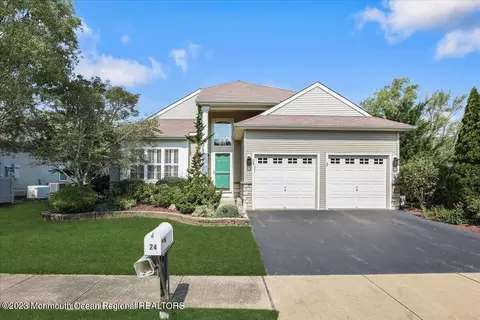 24 Verona Dr, Manchester, NJ 08759