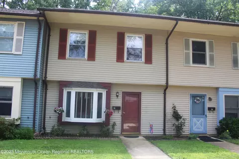 555 Atlantic Ave #3, Aberdeen, NJ 07747