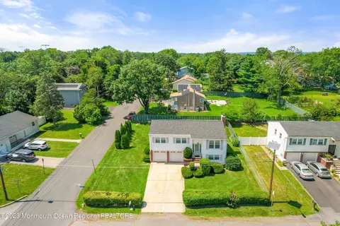 54 Rogers Ave, Franklin Twp, NJ 08873