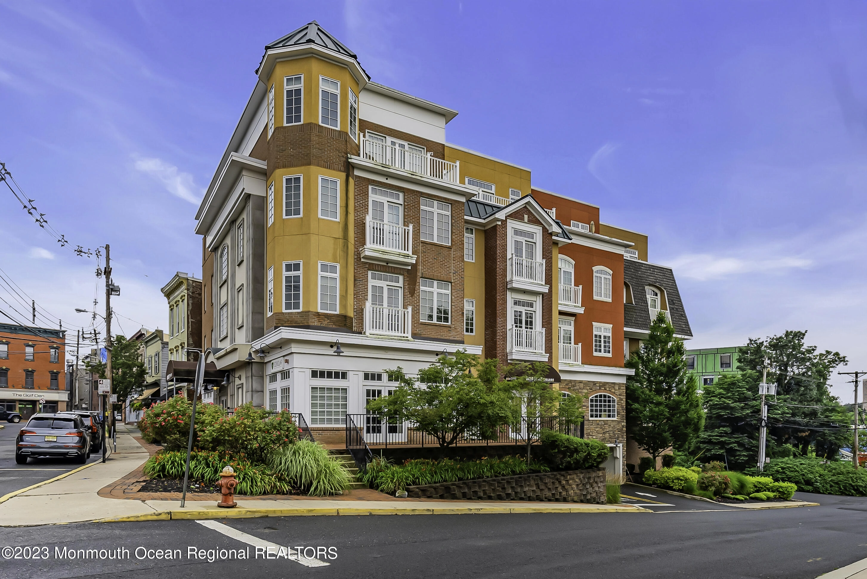 11 WHARF AVE Unit 5  