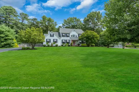 63 Harvey Jones Dr, Jackson, NJ 08527
