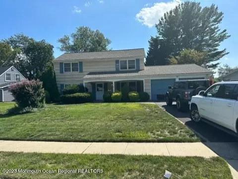 132 Fordham Dr, Aberdeen, NJ 07747