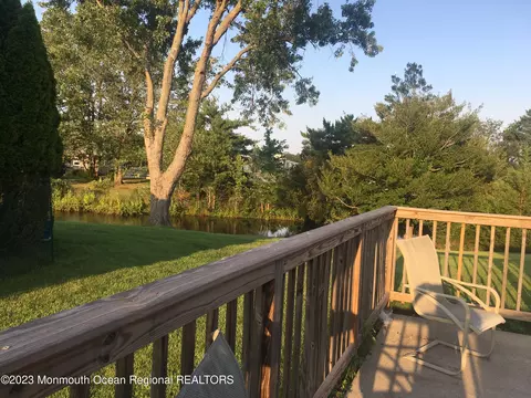 170 Harrington Dr N, Toms River, NJ 08757