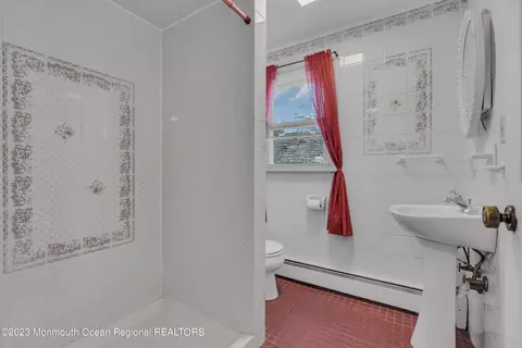 7 Devon Rd, Middletown, NJ 07748 photo 14