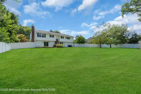 7 Devon Rd, Middletown, NJ 07748 photo 18