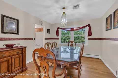 7 Devon Rd, Middletown, NJ 07748 photo 5