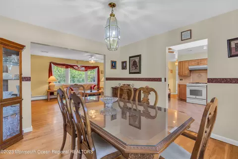 7 Devon Rd, Middletown, NJ 07748 photo 6