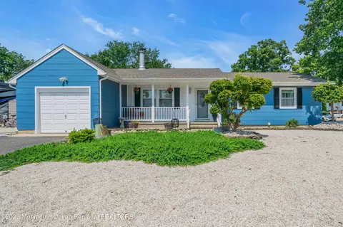 247 11th St, Barnegat, NJ 08005