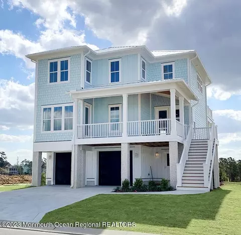 15 Lagoon Dr E, Brick, NJ 08723