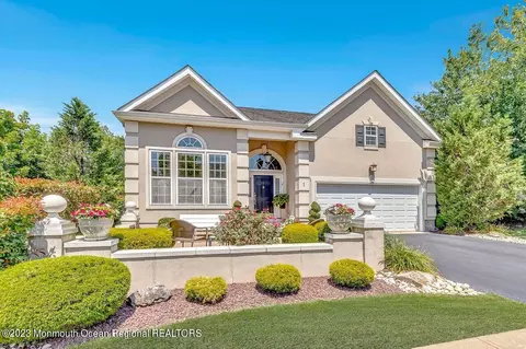 1 Lusitano Rd, Manalapan, NJ 07726