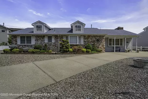 830 Sunrise Blvd, Forked River, NJ 08731