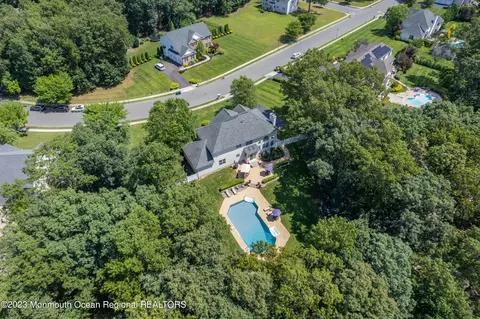 11 Summers Dr, Jackson, NJ 08527