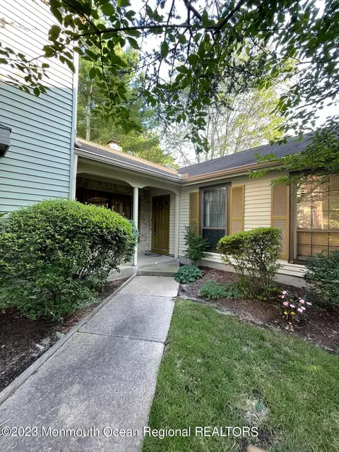 39 Winchester Ct, Matawan, NJ 07747 photo 1