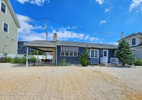 116 Jacobsen Ln, Lavallette, NJ 08735