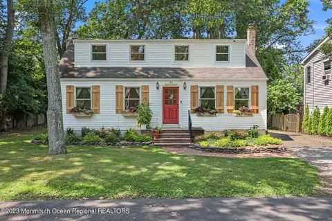 2605 Woodchuck Ln, Manasquan, NJ 08736