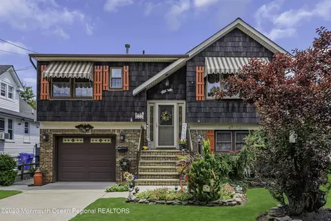 96 3rd Ave, Port Reading, NJ 07064