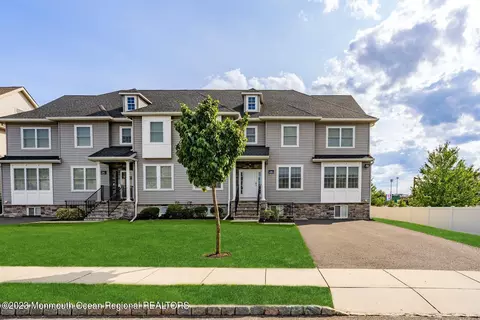 36 Flannery Ave, Lakewood, NJ 08701