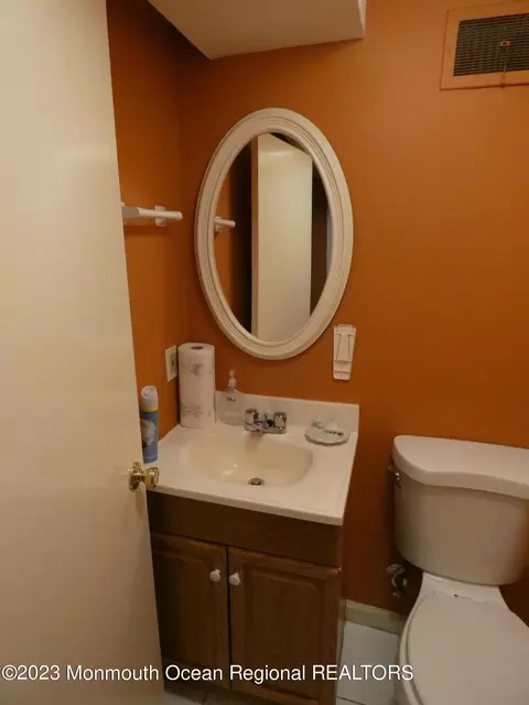 90 Florence Ave, Ewing, NJ 08618 photo 15