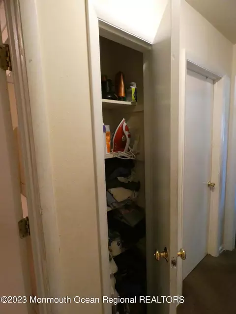 90 Florence Ave, Ewing, NJ 08618 photo 21