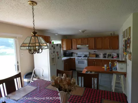 90 Florence Ave, Ewing, NJ 08618 photo 10