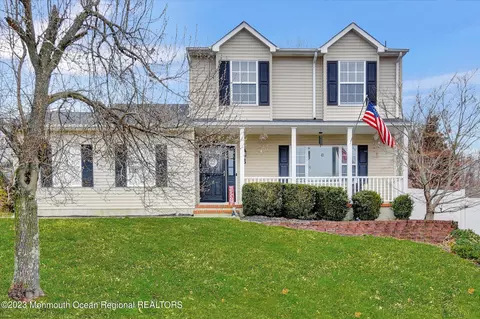 3 Gladiola Dr, Howell, NJ 07731