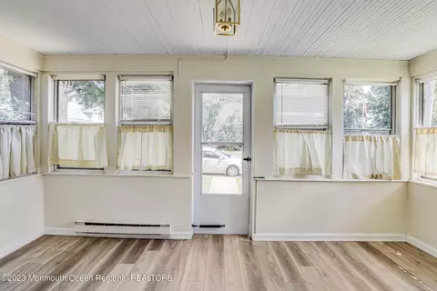 61 Thompson Ave, Leonardo, NJ 07737 photo 5