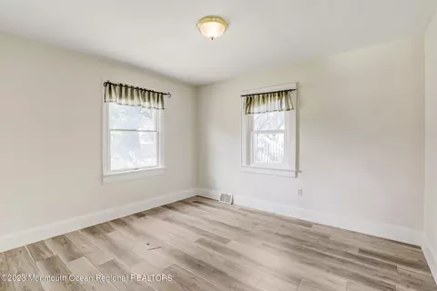 61 Thompson Ave, Leonardo, NJ 07737 photo 14