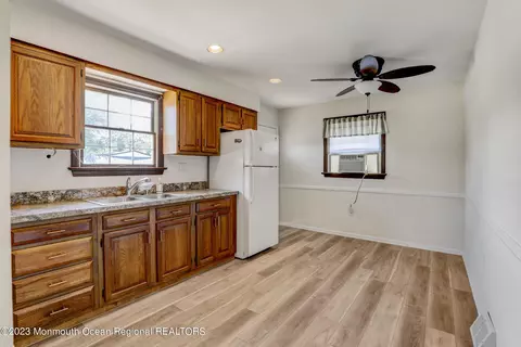 61 Thompson Ave, Leonardo, NJ 07737 photo 11