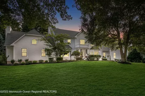 3 Beech Tree Ln, Shrewsbury, NJ 07702