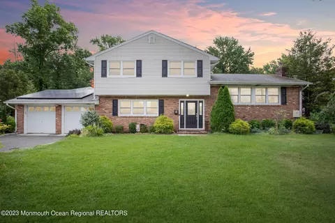 378 Kennedy St, Iselin, NJ 08830