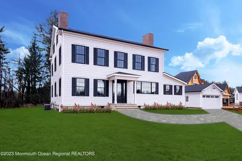 3 Blue Marl Ln, Marlboro, NJ 07746