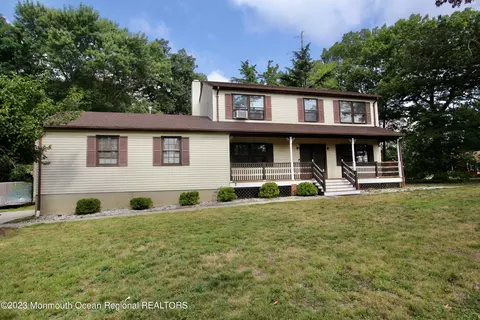 3443 W Bangs Ave, Neptune City, NJ 07753