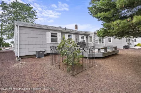 14 Oakfield Rd, Berkeley, NJ 08721 photo 19