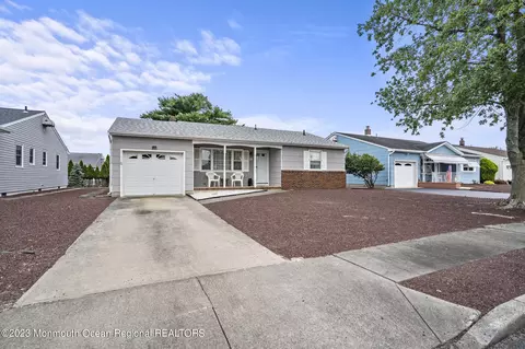 14 Oakfield Rd, Berkeley, NJ 08721 photo 2