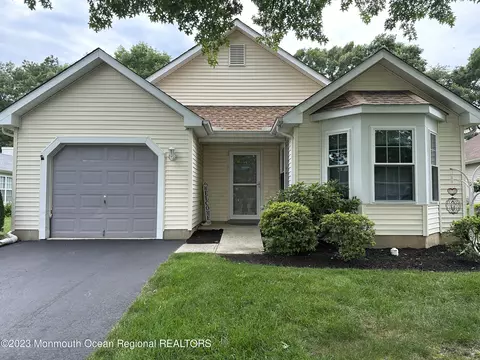58 Clear Lake Rd, Whiting, NJ 08759