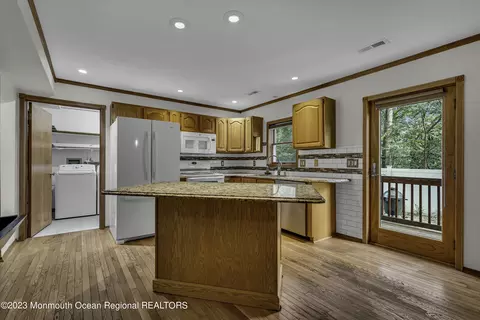 59 Willow St, Waretown, NJ 08758 photo 10