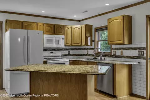 59 Willow St, Waretown, NJ 08758 photo 11