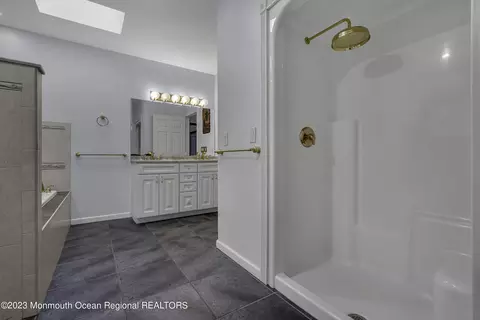 59 Willow St, Waretown, NJ 08758 photo 28
