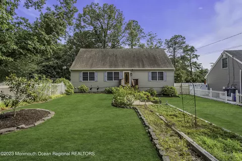 59 Willow St, Waretown, NJ 08758 photo 46
