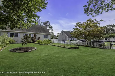 59 Willow St, Waretown, NJ 08758 photo 44